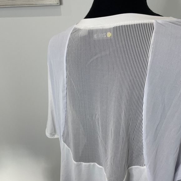 Zella All Day White Short Sleeve Athletic Top - Picture 3 of 6